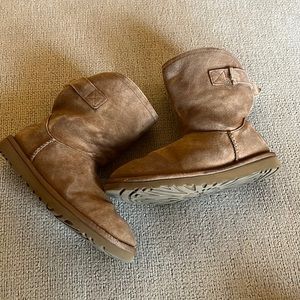 Brown ugg boots